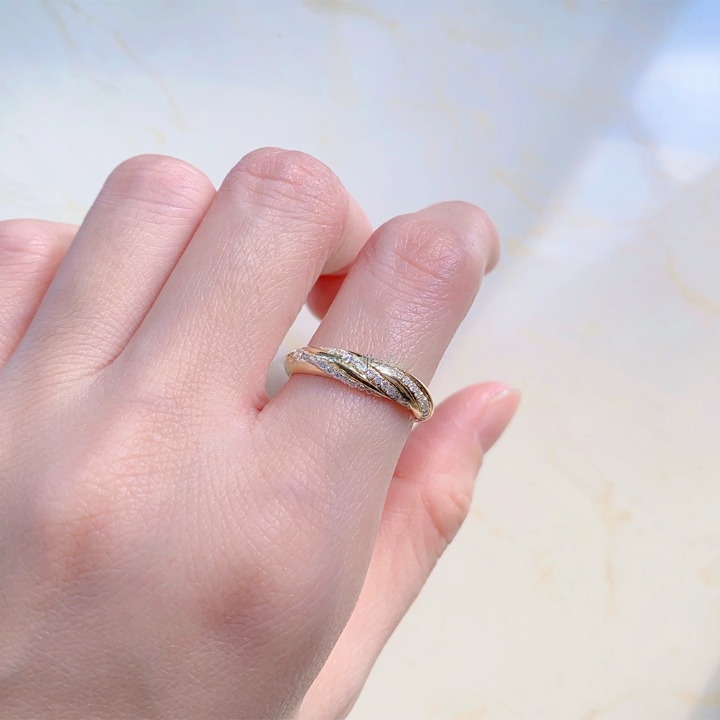Twisted Band Gold Ring