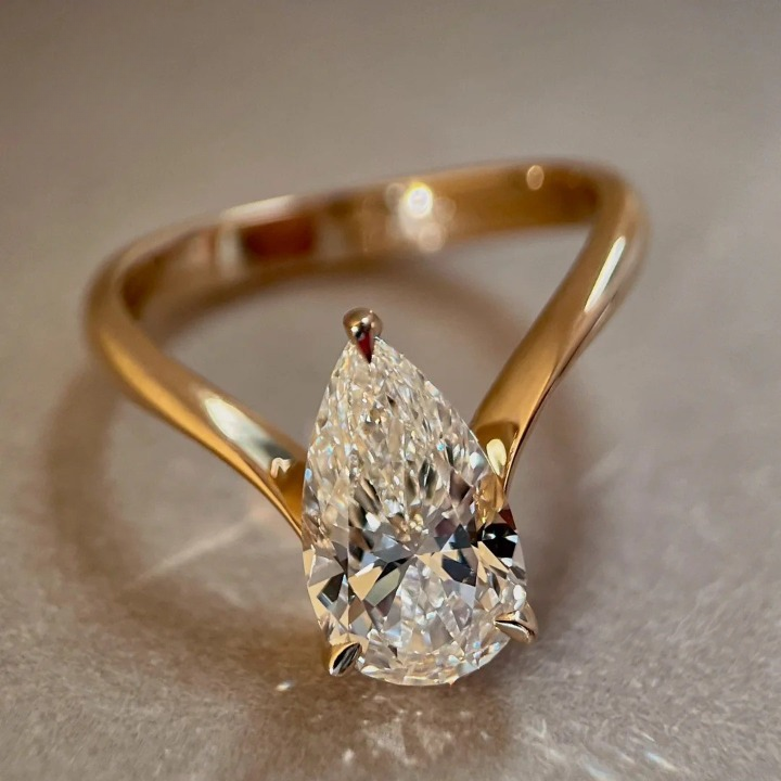 Pear Cut Bypass Solitaire