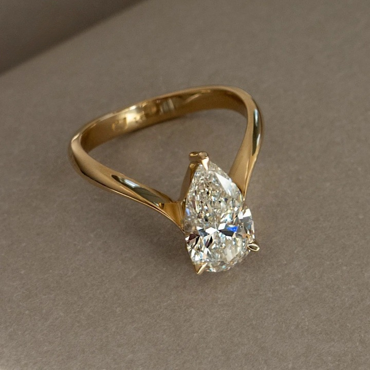 Pear Cut Bypass Solitaire