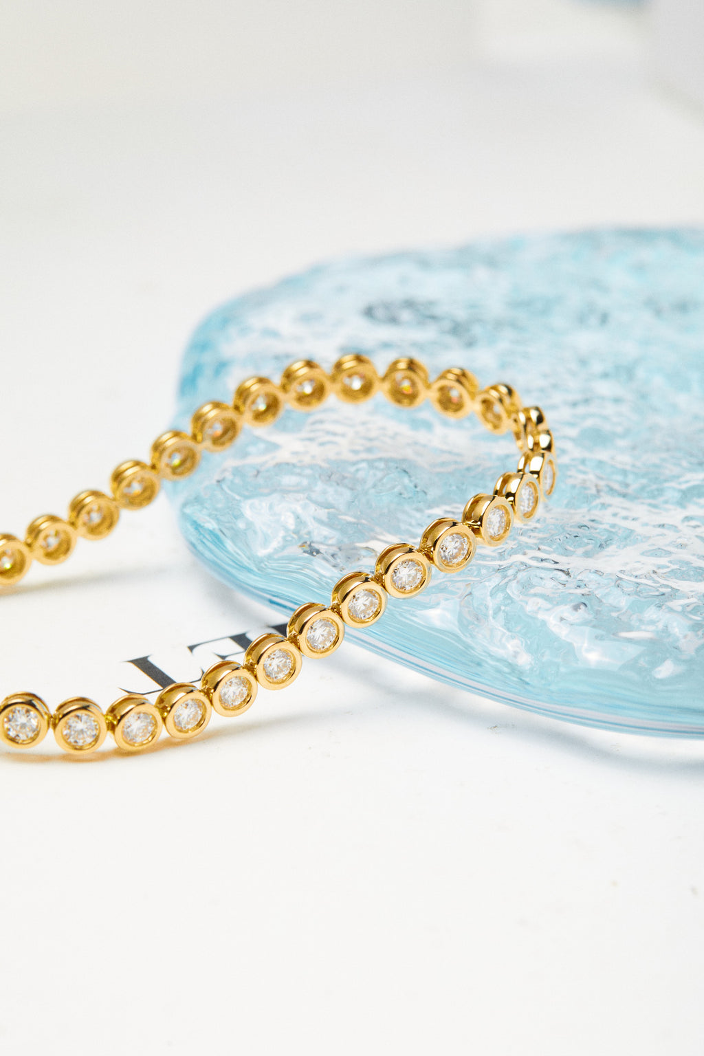 Luxe Bezel Diamond Bracelet
