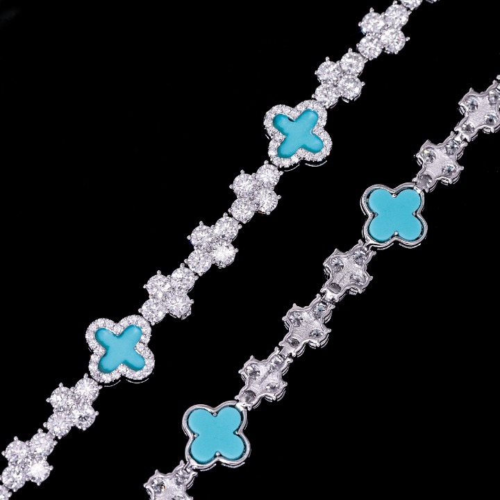 Clover Bracelet