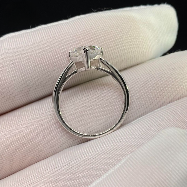 Eternal Heart Lab-Grown Diamond Ring